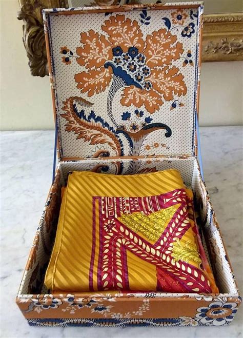 hermes scarf boxes|hermes box measurements.